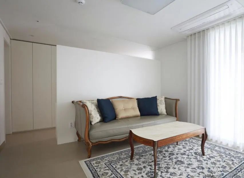 105㎡韓系風(fēng)，開(kāi)放式客餐廚空間，全屋打柜子布局，讓你一眼心動(dòng)