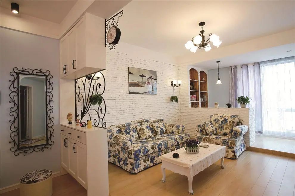 90后新婚夫妻的新房，清新文藝風(fēng)裝修，整體簡潔干凈，看著舒服